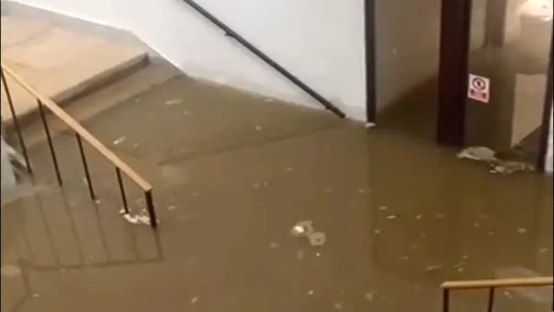 La crecida del río Tajo en Toledo inunda un sótano del campus de la UCLM