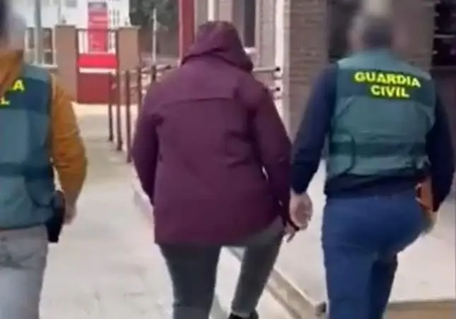Una camarera detenida por drogar los cafés durante años: 8 jubilados en el hospital