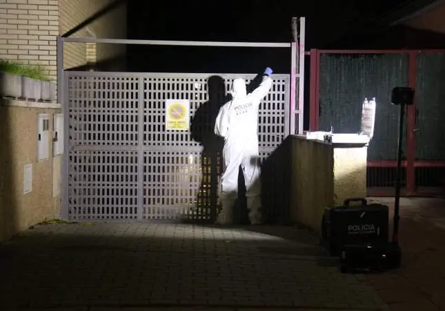 Cuatro jóvenes detenidos tras atar y asesinar a golpes a un empresario en su casa
