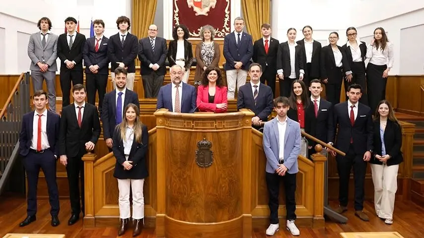 El equipo Lex Veritas (Albacete) gana la final de la Liga de Debate Universitario