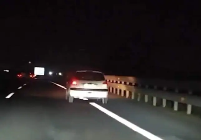 VIDEO. Zigzags por la A-2 hasta provocar un accidente: el conductor iba drogado