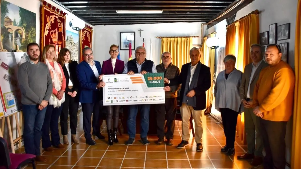 Los grupos de desarrollo rural donan 26.000 euros al municipio de Mira (Cuenca), afectado por la dana