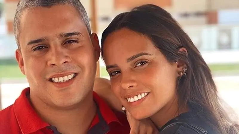 En la imagen de archivo José Fernando Ortega Jurado junto a su hermana Gloria Camila
