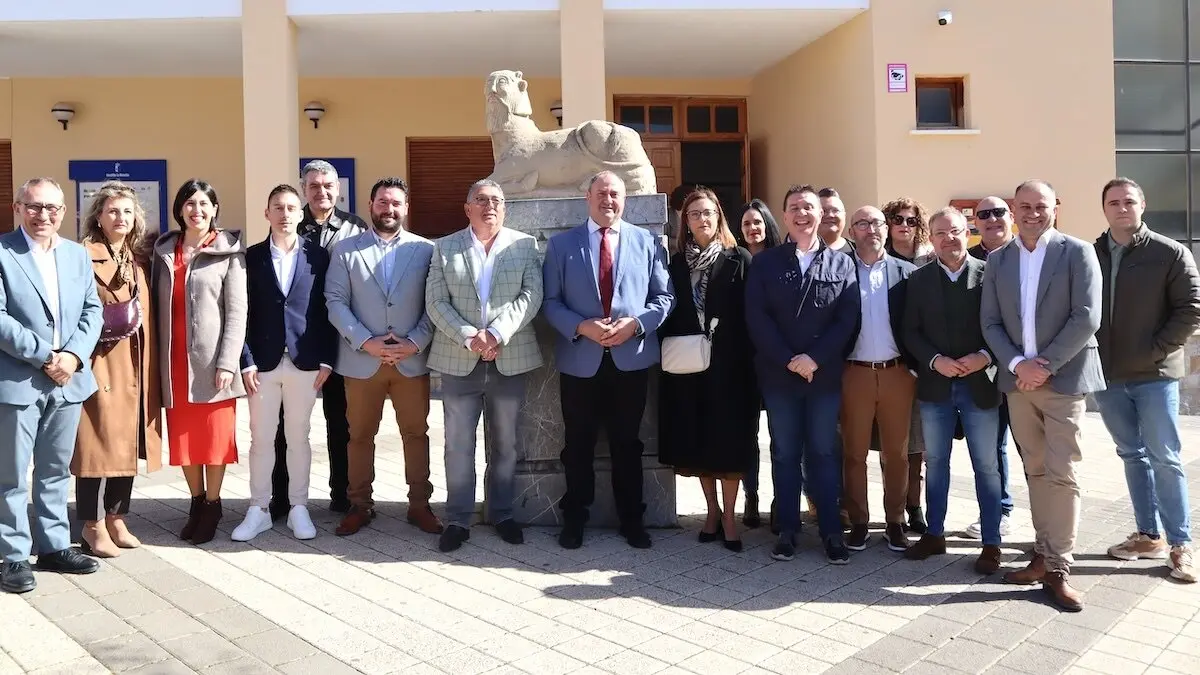 El consejero de Agricultura, Ganadería y Desarrollo Rural, Julián Martínez Lizán, ha asistido a la celebración del 60 Aniversario de la Cooperativa del Campo Santa Mónica de Balazote (Albacete)