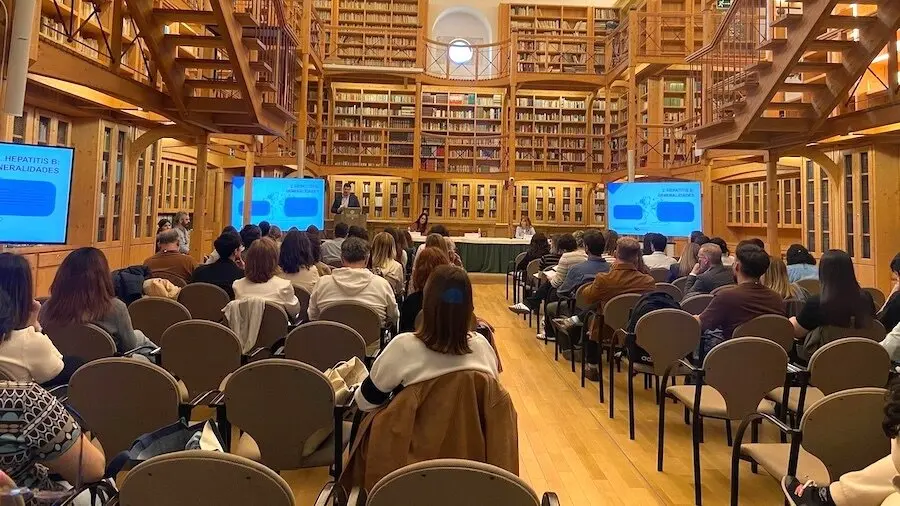 El tratamiento de la enfermedad hepática reúne a cien especialistas en Cuenca
