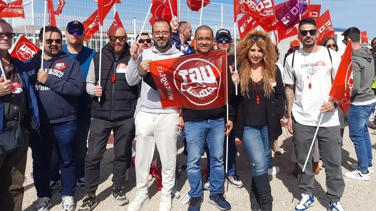 Iniciada la huelga indefinida en Dia Retail de Illescas convocada por UGT y CCOO