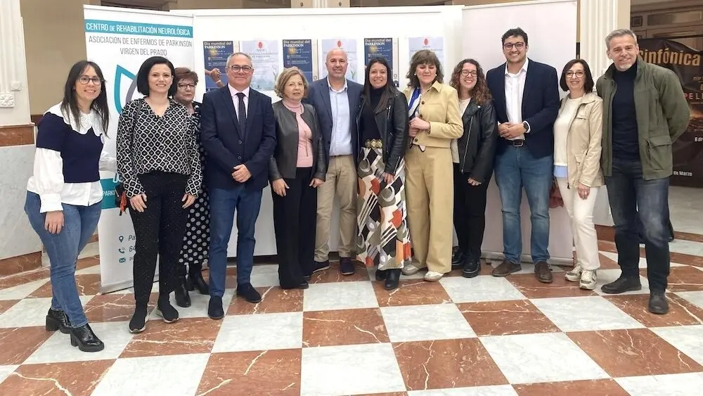 La consejera de Bienestar Social de Castilla-La Mancha, Bárbara García Torijano, ha participado en el acto con motivo del Día Mundial del Párkinson celebrado en el Antiguo Casino de Ciudad Real