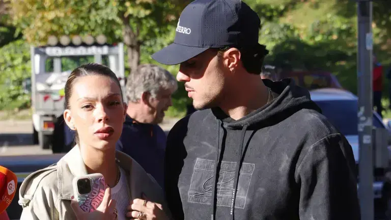 En la imagen de archivo Alejandra Rubio junto a Carlo Costanzia
