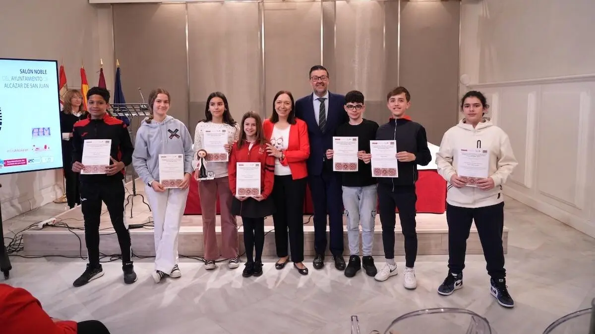 El consejero de Educación, Cultura y Deportes, Amador Pastor, en la inauguración del VII Encuentro de Archiveros de la Administración Local de Castilla-La Mancha, celebrado en la Sala Noble del Ayuntamiento de Alcázar de San Juan (Ciudad Real)
