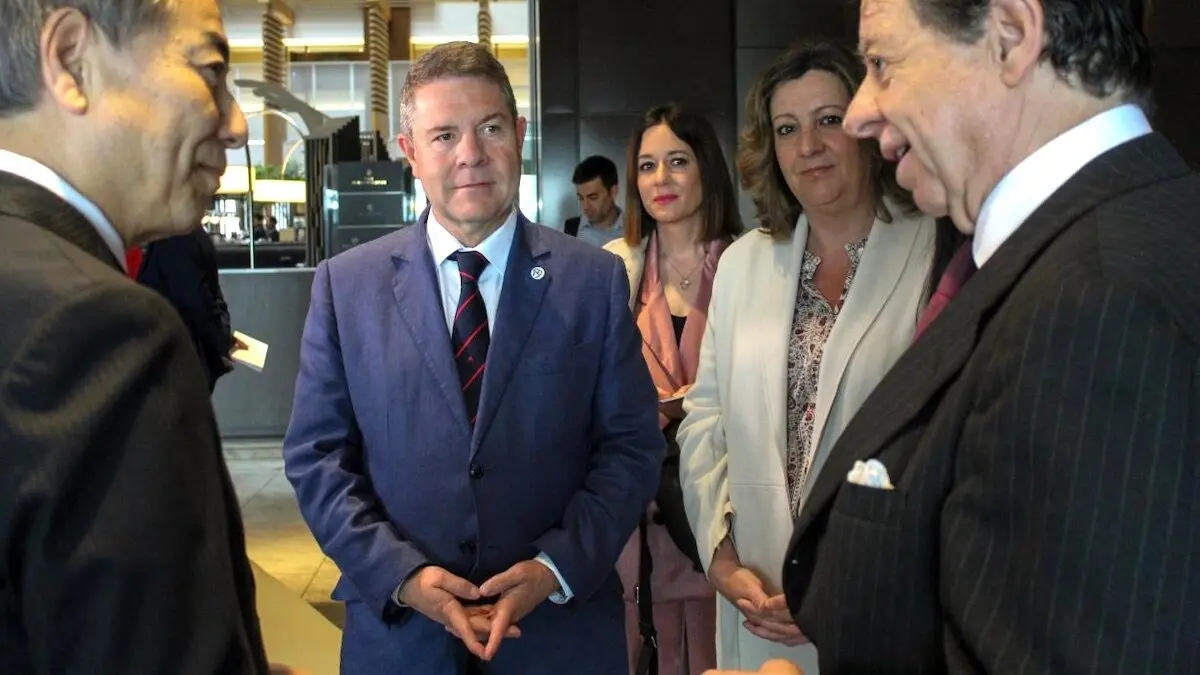 El presidente de Castilla-La Mancha, Emiliano García-Page, antes de la reunión en Tokio (Japón), con los responsables de la compañía ´Japan Trade Bureau´ (JTB), el mayor operador turístico nipón