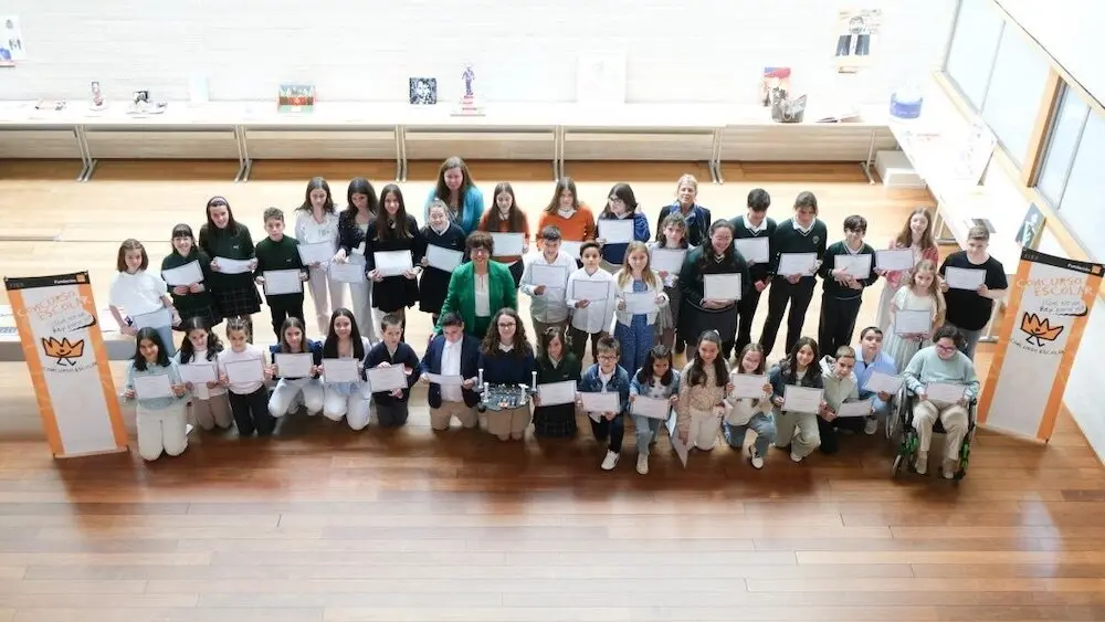 La viceconsejera de Educación, Universidades e Investigación, Mar Torrecilla, en el acto de entrega de los premios del concurso escolar ‘¿Qué es un Rey para ti?’