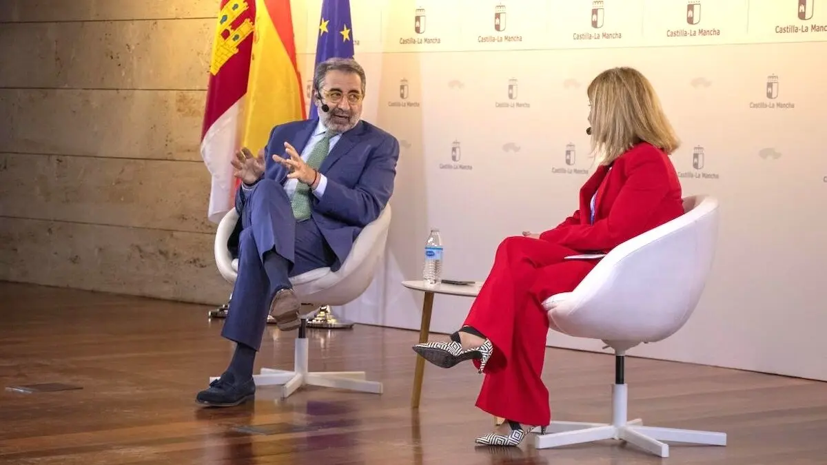 El consejero de Sanidad de Castilla-La Mancha, Jesús Fernández Sanz, ha inaugurado en Toledo las II Jornadas Regionales de Gestión de la Calidad, Seguridad del Paciente y Mejora Continua