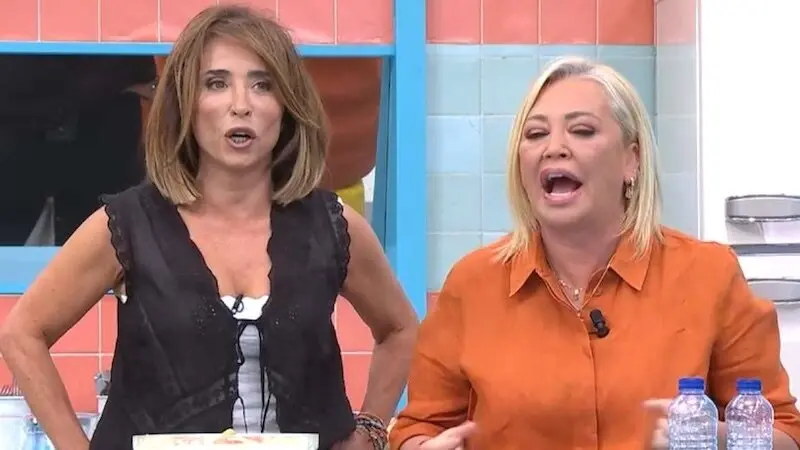 En la imagen de archivo María Patiño y Belén Esteban en una de sus intervenciones en 'La familia de la tele'