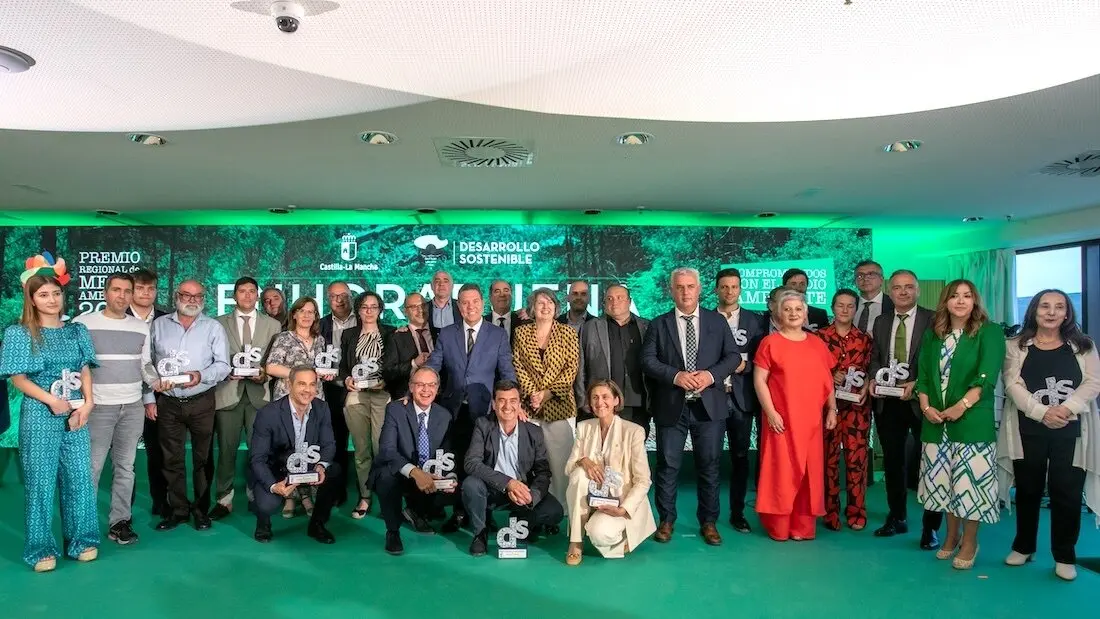 El presidente de Castilla-La Mancha, Emiliano García-Page, ha presidido el acto de entrega de los Premios Regionales de Medio Ambiente en el Parador de Molina de Aragón (Guadalajara)
