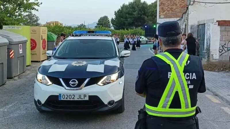 Mere una niña de 2 años y tres niños heridos electrocutados en una atracción de feria