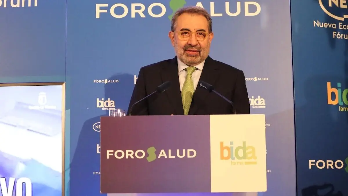 El consejero de Sanidad, Jesús Fernández Sanz, en un desayuno informativo del Foro de Salud organizado por Nueva Economía Forum