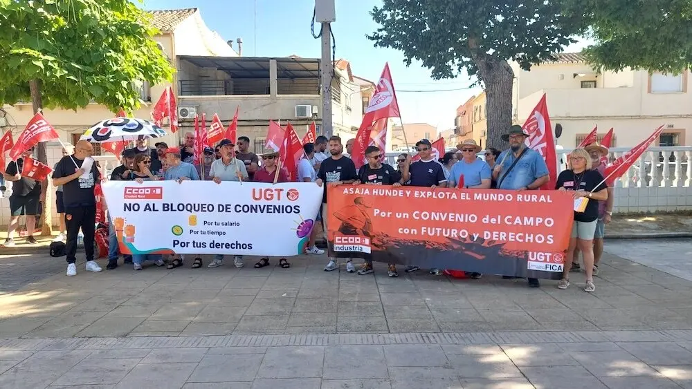 Trabajadores del campo de Ciudad Real exigen el desbloqueo de su convenio colectivo