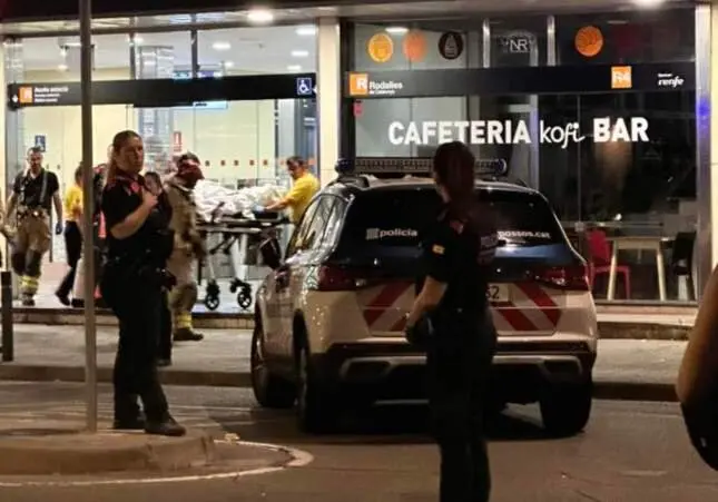 Siembra el pánico en una estación con un cuchillo y acaba muerto al ser detenido