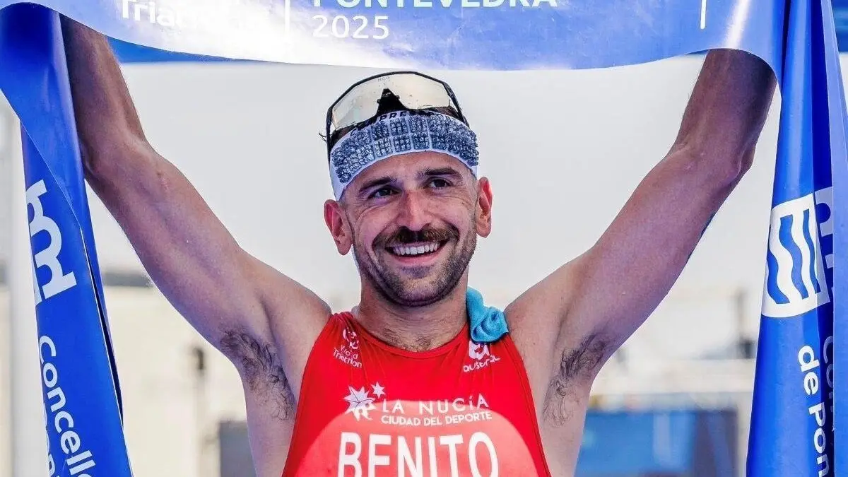 Antonio Benito revalida en Pontevedra título mundial de triatlón larga distancia