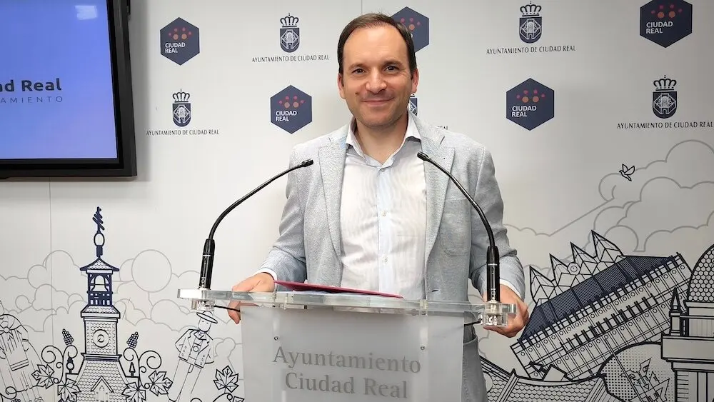 El portavoz del equipo de Gobierno del Ayuntamiento de Ciudad Real, Guillermo Arroyo, ha informado de los asuntos de la Junta de Gobierno Local