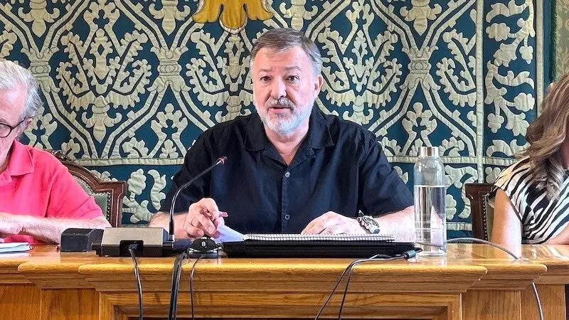 El alcalde de Cuenca, Darío Dolz, durante su intervención en el Debate sobre el Estado del Municipio