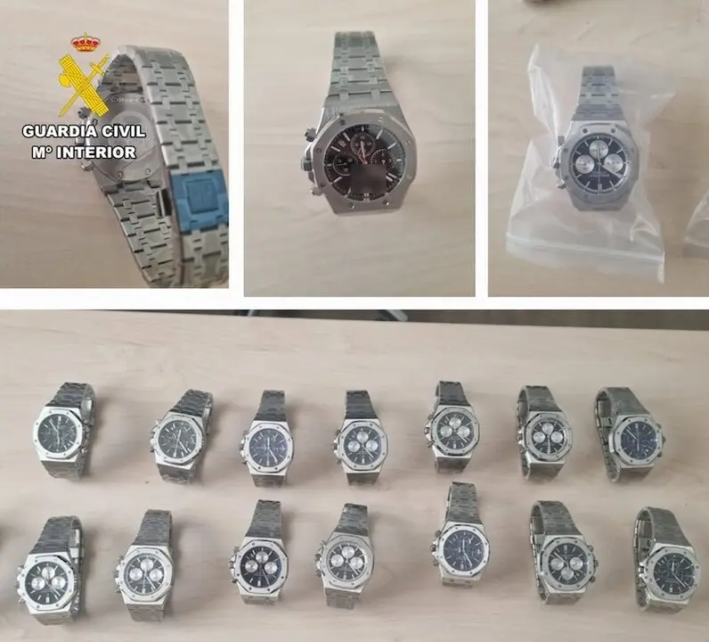 La Guardia Civil interviene en Albacete un envío con 40 relojes alta gama falsificados