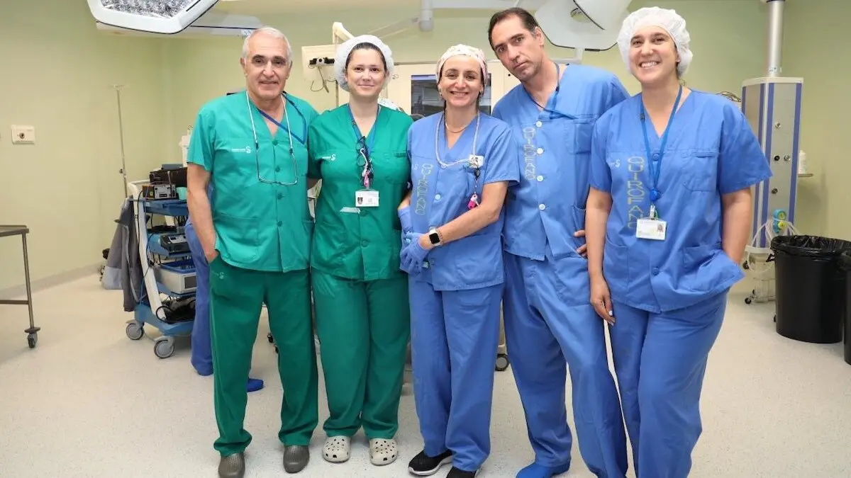 El servicio de Cirugía Oral y Maxilofacial del Hospital Universitario de Toledo realiza su primera intervención de reemplazo de la articulación mandibular