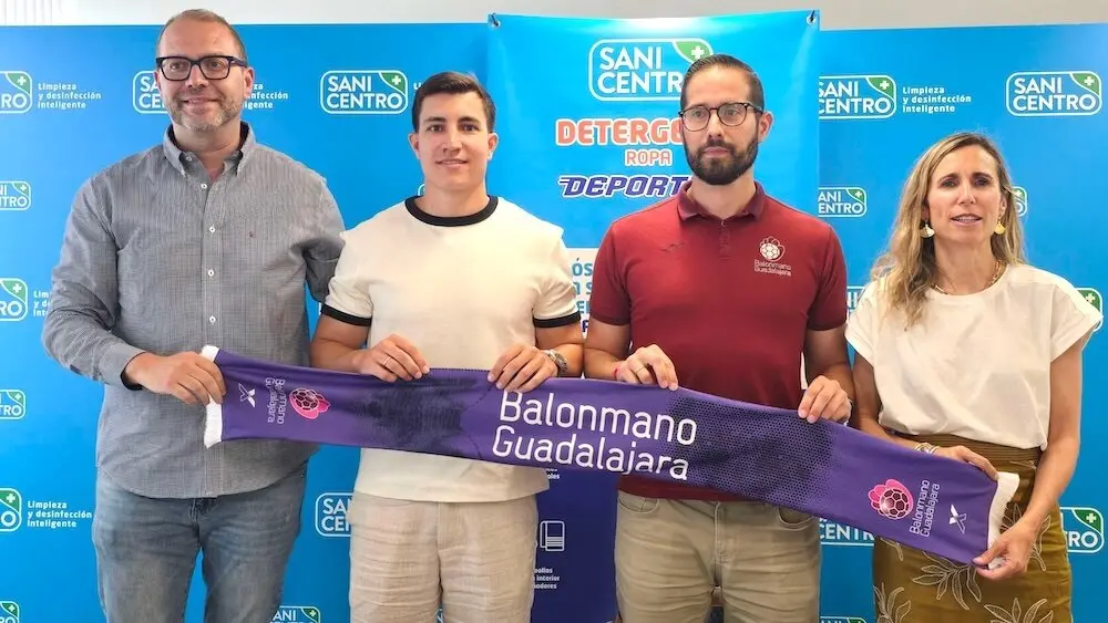 El BM Guadalajara presenta al central madrileño Gonzalo Velasco, último fichaje