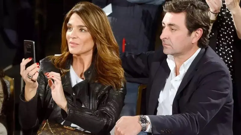En la imagen de archivo Raquel Bollo junto a su pareja