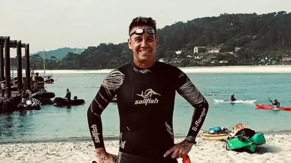 El toledano Raúl del Cerro cruza por tercera vez el Estrecho de Gibraltar a nado