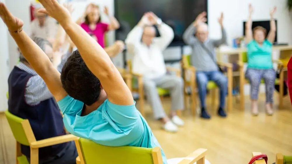 La UCLM valida una prueba para detectar la pérdida de fuerza muscular en personas mayores