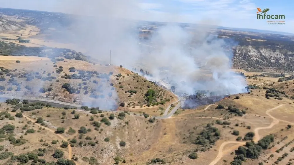 Declaran de nivel 1 un incendio en Loranca de Tajuña (Guadalajara), que moviliza 25 medios
