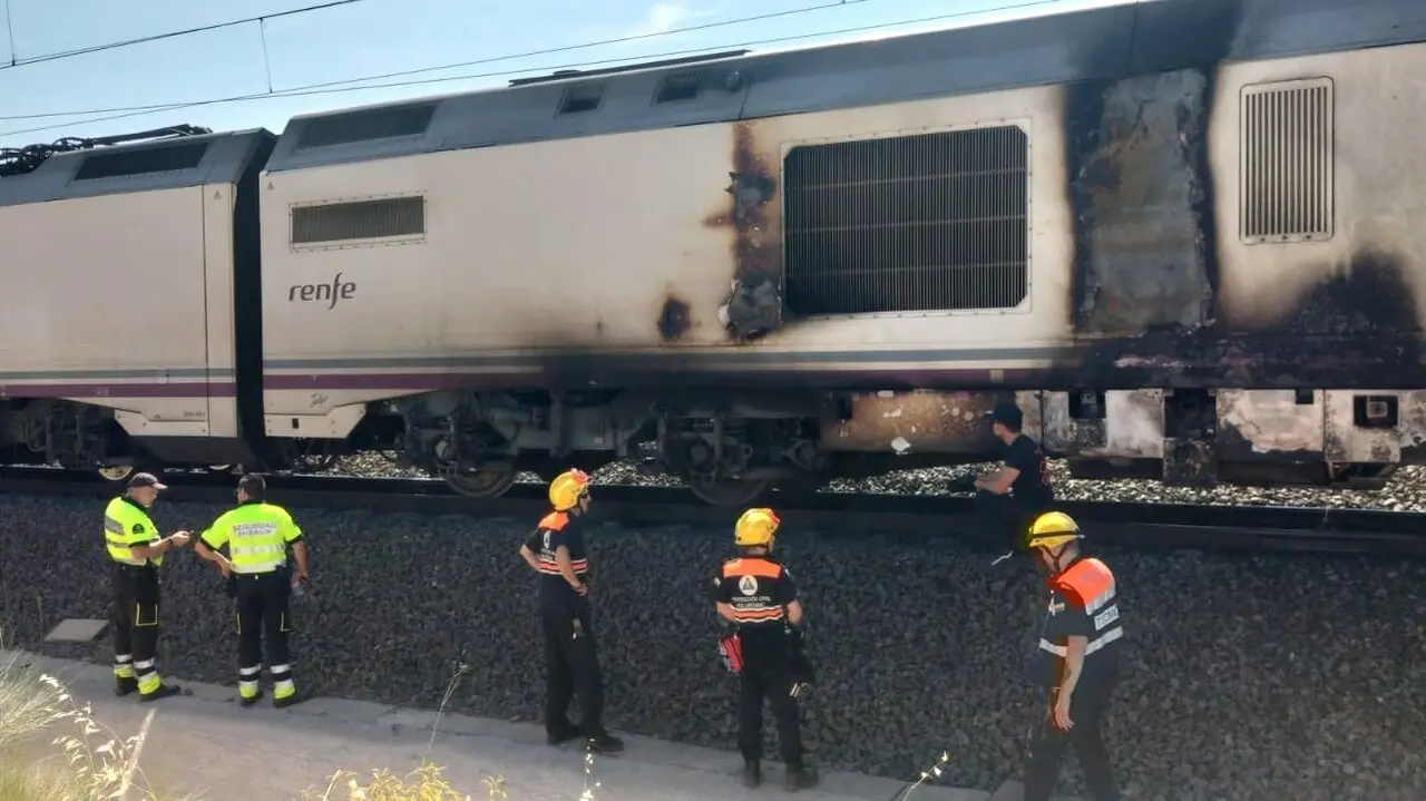 Restablecida la línea Madrid-Andalucía cortada por un incendio en un vagón de un tren en Ciudad Real