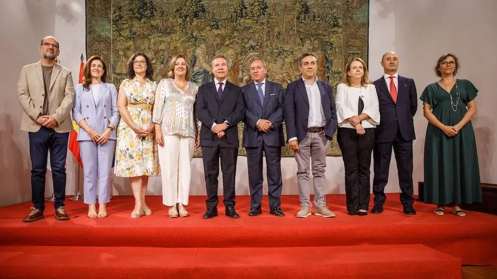 El presidente de Castilla-La Mancha, Emiliano García-Page, ha presidido en el Palacio de Fuensalida de Toledo la presentación del Instituto Regional de Seguridad y Salud Laboral