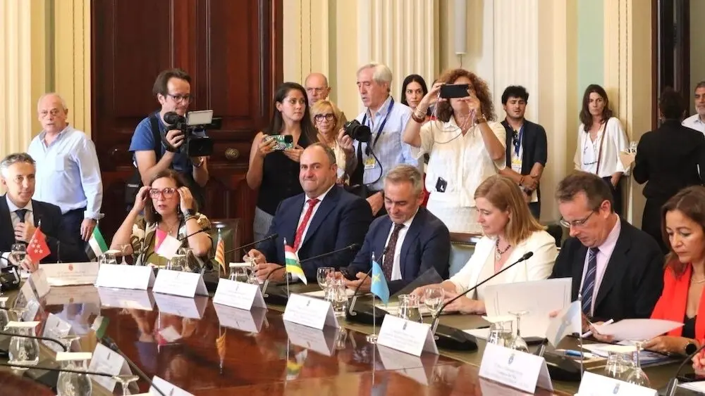El consejero de Agricultura, Ganadería y Desarrollo Rural de Castilla-La Mancha, Julián Martínez Lizán, en la reunión de los Consejos Consultivos de Políticas Agrícola y Política Pesquera