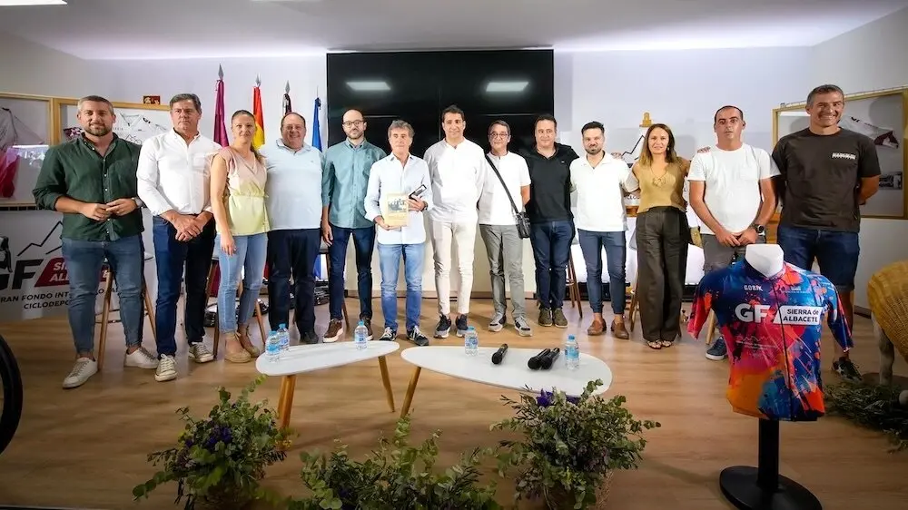La V Gran Fondo Sierra de Albacete 2026 arranca con Perico Delgado de embajador