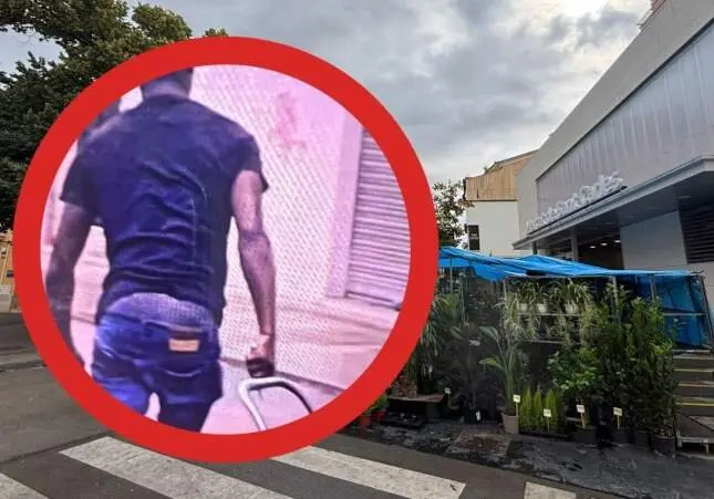 Pánico en un mercado: un hombre apuñala a un repartidor cinco veces y se escapa