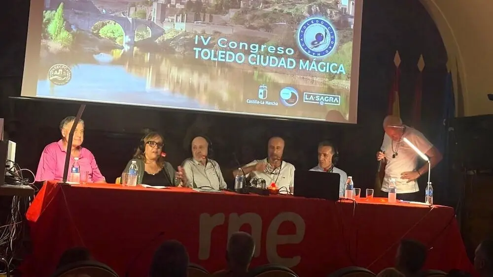 La viceconsejera de Cultura y Deportes, Carmen Teresa Olmedo, ha asistido este sábado al IV congreso ‘Toledo ciudad mágica’