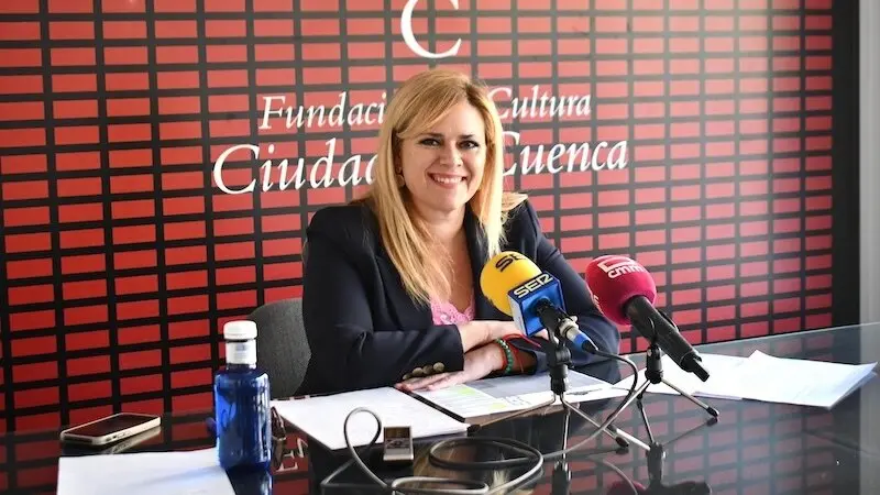 La concejala de Cultura del Ayuntamiento de Cuenca, María Ángeles Martínez, ha informado sobre la nueva etapa en el Teatro Auditorio de la ciudad