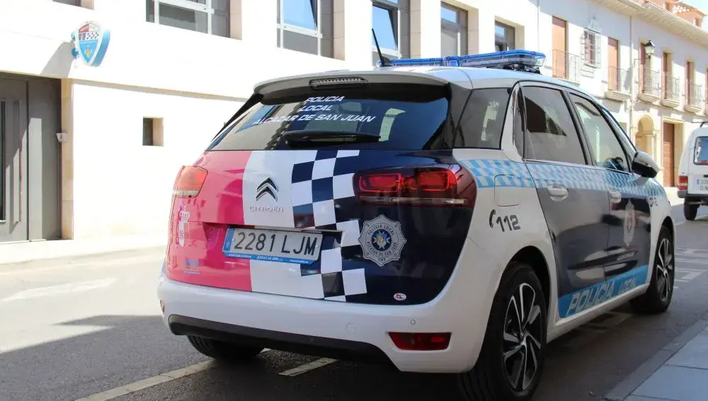 Herido grave un policía local de Alcázar de San Juan (Ciudad Real) arrollado por un coche que se saltó un control