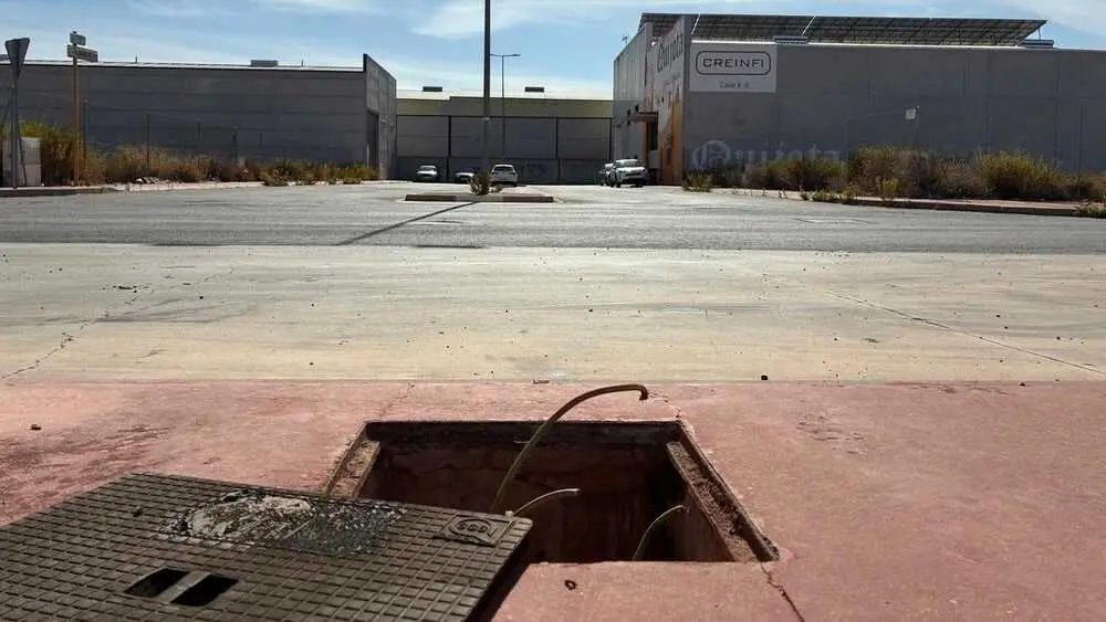 Empresarios del polígono Campollano de Albacete denuncian robo de cable cobre en alumbrado