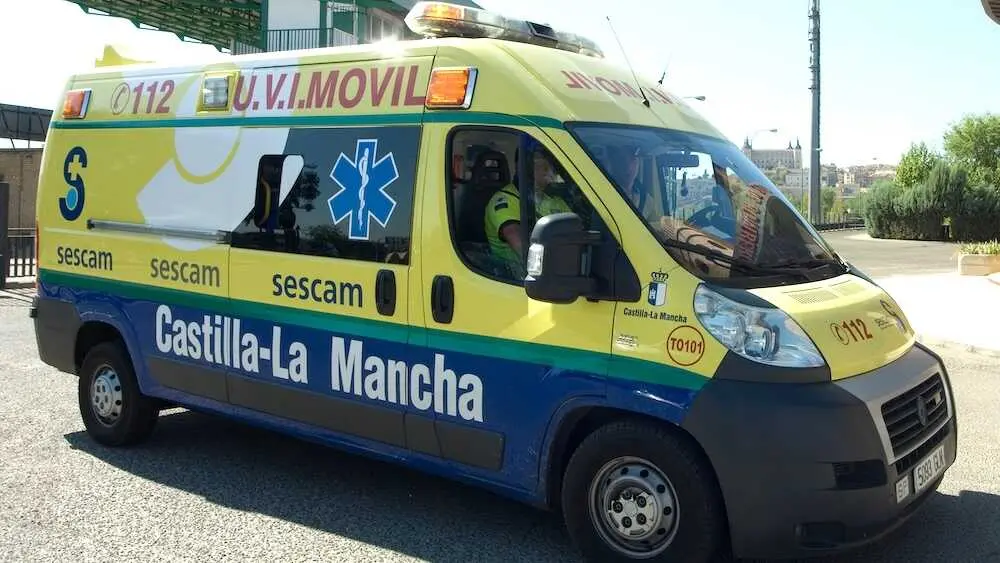 emergencias, transportes sanitario, ambulancia, UVI móvil, Sescam, urgencias,