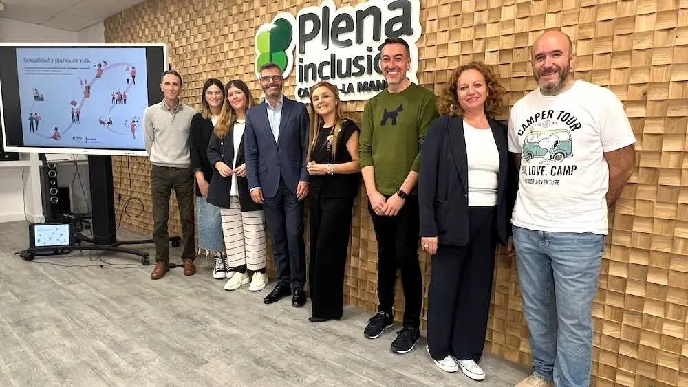 Plena Inclusión Castilla-La Mancha lanza una guía pionera en Europa sobre sexualidad para personas con discapacidad