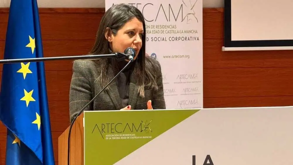 La consejera de Bienestar Social, Bárbara García Torijano, ha participado en la inauguración la jornada ‘La sostenibilidad del sector residencial’, organizada por la Asociación de Residencias de la Tercera Edad de Castilla-La Mancha (ARTECAM)
