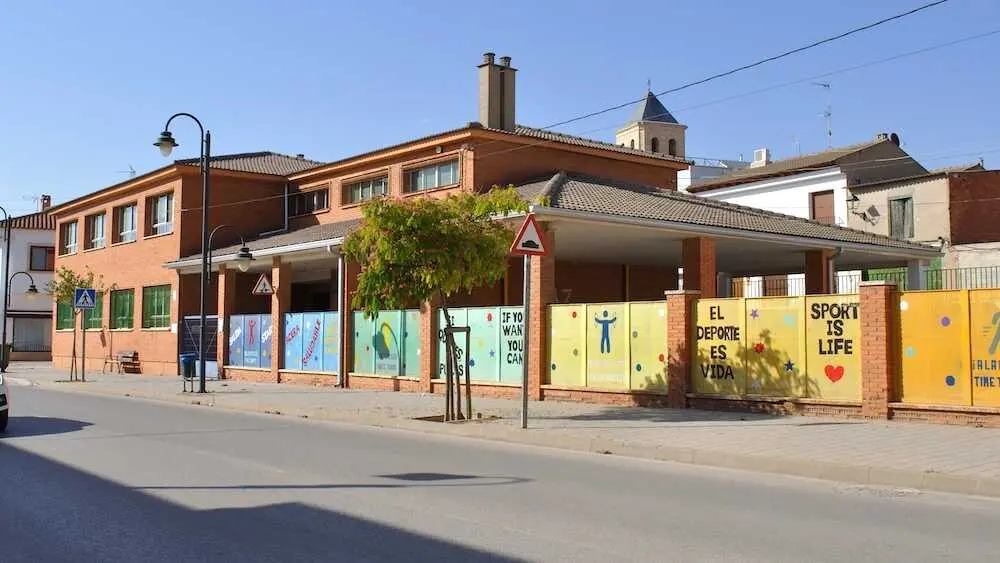La Junta ofrece a Las Pedroñeras una alternativa para construir el nuevo colegio