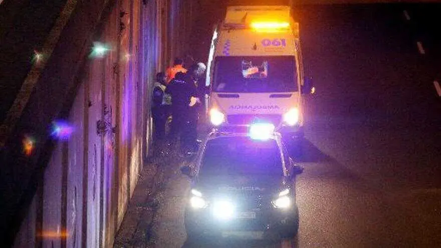 policía, ambulancia, crimen, reyerta, cadáver, robo, tiroteo, agresión, violencia, patrulla,