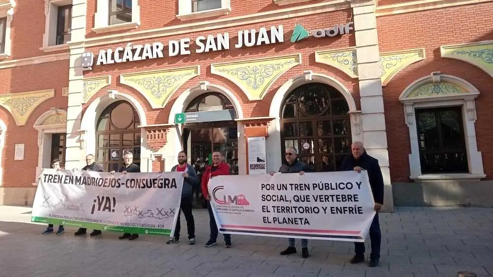 La Plataforma por el Tren de Castilla-La Mancha reclama un transporte sostenible con nuevas protestas