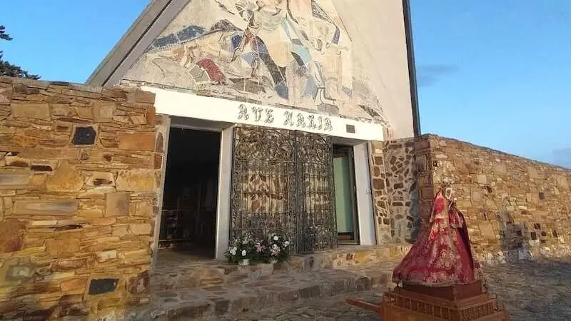 Roban varias piezas de valor en la ermita de la Virgen de Guadalupe de Horcajo de los Montes (Ciudad Real)