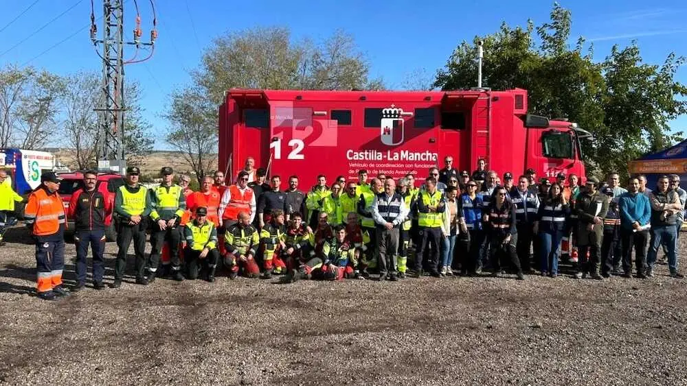 250 efectivos participan en un simulacro de inundación en Alcaudete de la Jara (Toledo)