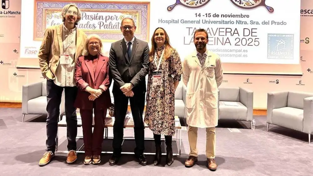 El director general de Hospitales del Sescam, Oscar Talavera Encinas, ha inaugurado las V Jornadas de la Asociación Castellanomanchega de Cuidados Paliativos que se celebran en el hospital de Talavera de la Reina (Toledo)